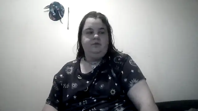 Snapshot of LittleBunny3 chatting on December 4, 2025, 9:12 pm LittleBunny3 online show from December 4, 2025, 9:12 pm