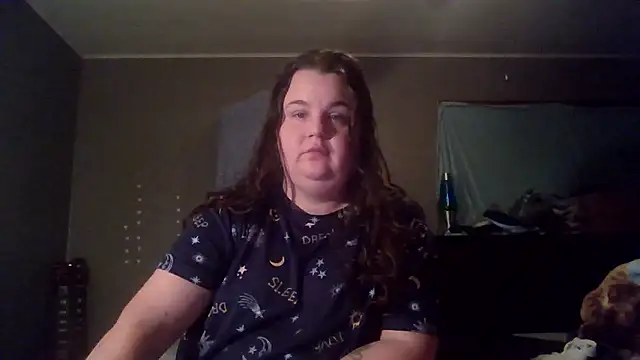 Snapshot of LittleBunny3 chatting on December 16, 2025, 3:11 am LittleBunny3 online show from December 16, 2025, 3:11 am