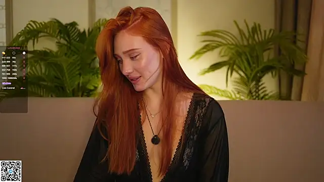 Snapshot of KissOfFlame chatting on November 7, 2025, 8:03 am KissOfFlame online show from November 7, 2025, 8:03 am