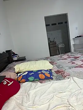 Snapshot of Mariana_cooper_07 chatting on October 21, 2025, 1:06 am Mariana cooper 07 online show from October 21, 2025, 1:06 am