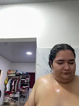 Snapshot of Mariana_cooper_07 chatting on November 9, 2025, 2:59 pm Mariana cooper 07 online show from November 9, 2025, 2:59 pm