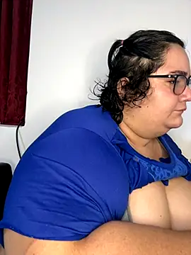 Snapshot of Mariana_cooper_07 chatting on November 21, 2025, 11:53 am Mariana cooper 07 online show from November 21, 2025, 11:53 am