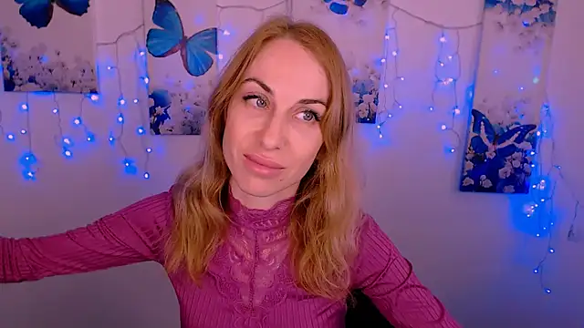 Snapshot of Create_your_own_sun chatting on October 6, 2025, 1:19 pm Create your own sun online show from October 6, 2025, 1:19 pm