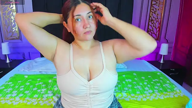 Snapshot of mishell_lovely chatting on October 29, 2025, 1:35 pm mishell lovely online show from October 29, 2025, 1:35 pm