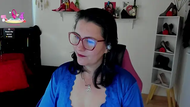 Snapshot of D_Martii chatting on September 21, 2025, 11:34 am D Martii online show from September 21, 2025, 11:34 am
