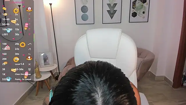 Beverly johnson online show from October 17, 2025, 3:42 am