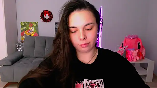 queenofthesense  online show from November 28, 2025, 4:09 pm