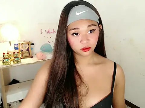 Snapshot of Malia_cummer chatting on October 16, 2025, 11:00 am Malia cummer online show from October 16, 2025, 11:00 am