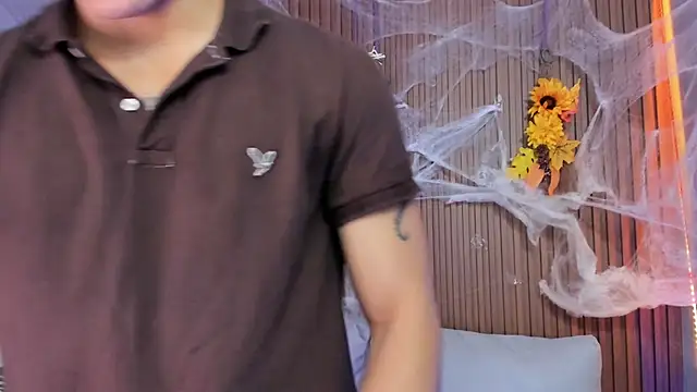 Leo santoro online show from October 16, 2025, 1:56 pm