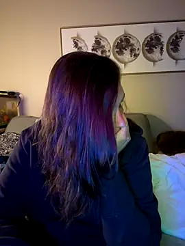 petalsexy online show from November 5, 2025, 4:18 pm