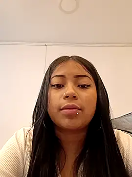 Snapshot of LilyCutee_ chatting on September 15, 2025, 7:03 pm LilyCutee online show from September 15, 2025, 7:03 pm