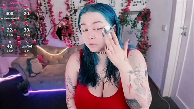 Snapshot of Mira_Fyre chatting on November 7, 2025, 8:20 pm Mira Fyre online show from November 7, 2025, 8:20 pm