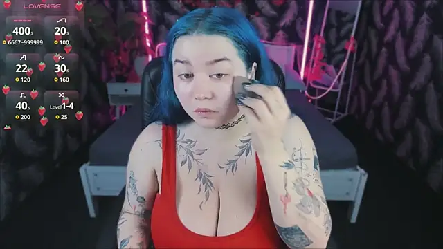 Snapshot of Mira_Fyre chatting on November 9, 2025, 8:18 pm Mira Fyre online show from November 9, 2025, 8:18 pm