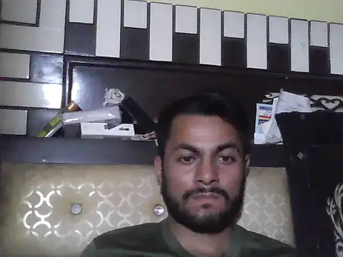 ursdreamperson online show from October 9, 2025, 10:35 am