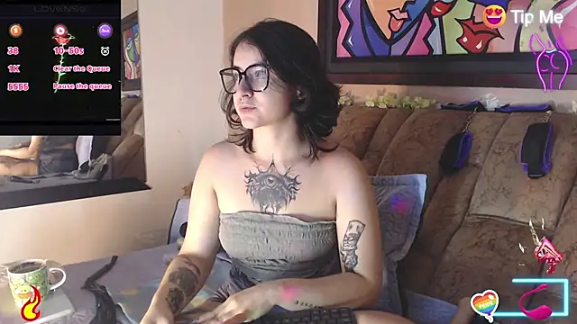 Snapshot of miss_tatta chatting on October 18, 2025, 4:04 am miss tatta online show from October 18, 2025, 4:04 am