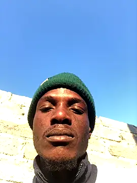 Snapshot of cuminsidebby chatting on October 10, 2025, 4:22 am cuminsidebby online show from October 10, 2025, 4:22 am