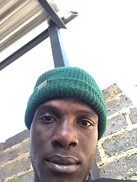 cuminsidebby online show from November 1, 2025, 6:59 am