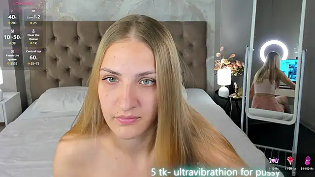 Luna Vibee online show from September 18, 2025, 10:28 am