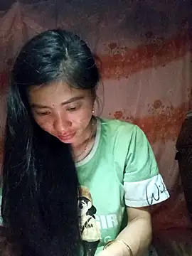 Phuongphuongg online show from September 21, 2025, 8:32 pm