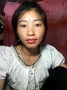 Phuongphuongg online show from October 15, 2025, 1:50 am