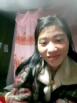 Phuongphuongg online show from November 17, 2025, 1:50 pm