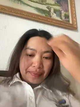 Nhung584 online show from November 6, 2025, 7:09 am