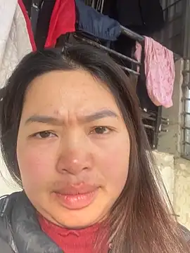 Nhung584 online show from December 2, 2025, 1:11 am