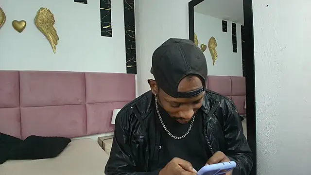 Snapshot of muller_asher chatting on October 10, 2025, 4:33 am muller asher online show from October 10, 2025, 4:33 am