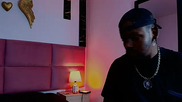 Snapshot of muller_asher chatting on October 24, 2025, 6:48 pm muller asher online show from October 24, 2025, 6:48 pm