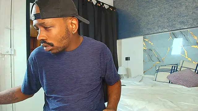 Snapshot of muller_asher chatting on November 28, 2025, 4:37 am muller asher online show from November 28, 2025, 4:37 am