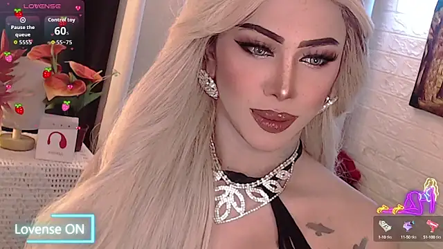 Snapshot of Your_valentina_goddess chatting on September 28, 2025, 12:27 am Your valentina goddess online show from September 28, 2025, 12:27 am
