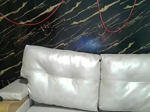 invincible200 online show from December 18, 2025, 2:23 pm