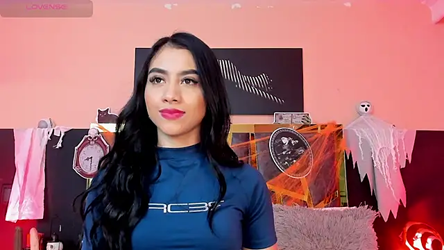 Snapshot of ScarletTorres chatting on October 29, 2025, 7:04 pm ScarletTorres online show from October 29, 2025, 7:04 pm