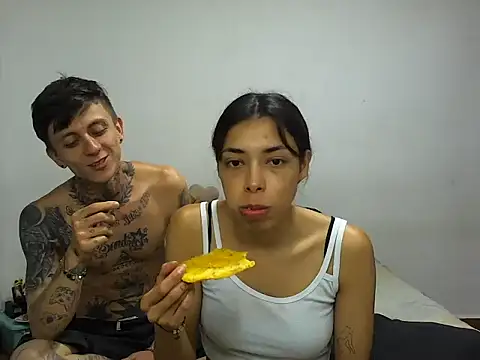 MeganAndMaxxh online show from November 15, 2025, 2:42 am