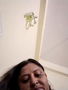 Snapshot of Sexey-Rani chatting on October 9, 2025, 3:32 pm Sexey-Rani online show from October 9, 2025, 3:32 pm