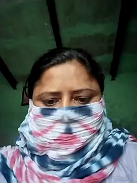 Snapshot of Sexey-Rani chatting on October 22, 2025, 6:57 am Sexey-Rani online show from October 22, 2025, 6:57 am