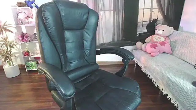 Snapshot of Suzie_Wet_Cave chatting on November 2, 2025, 7:05 pm Suzie Wet Cave online show from November 2, 2025, 7:05 pm