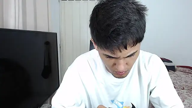 Snapshot of Alex_mojica chatting on November 5, 2025, 5:51 am Alex mojica online show from November 5, 2025, 5:51 am