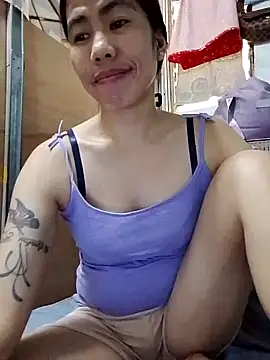 Snapshot of Deliciousgirl14 chatting on November 29, 2025, 3:31 am Deliciousgirl14 online show from November 29, 2025, 3:31 am