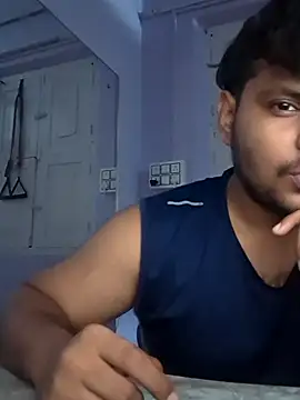 Snapshot of Kira_1413 chatting on September 12, 2025, 9:59 pm Kira 1413 online show from September 12, 2025, 9:59 pm