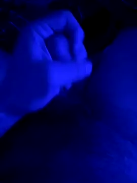 Snapshot of i_love_2cum chatting on October 10, 2025, 7:18 am i love 2cum online show from October 10, 2025, 7:18 am