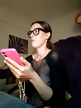 Snapshot of Mila_Luciphya chatting on December 2, 2025, 9:10 pm Mila Luciphya online show from December 2, 2025, 9:10 pm