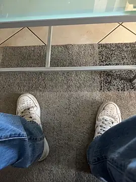 Manu97k online show from October 25, 2025, 7:49 am