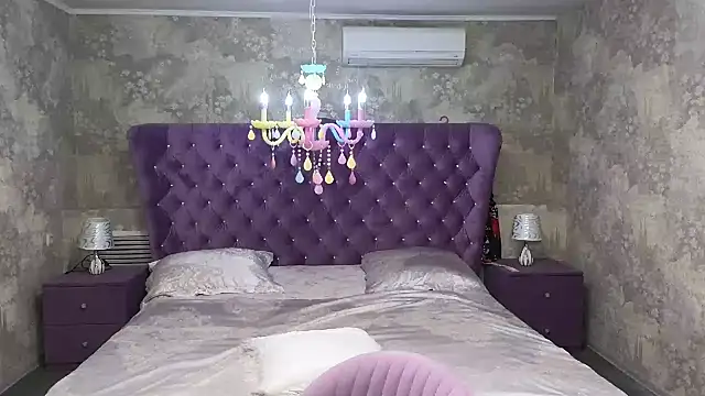 Snapshot of Eloisa_Eliot chatting on October 13, 2025, 3:01 pm Eloisa Eliot online show from October 13, 2025, 3:01 pm