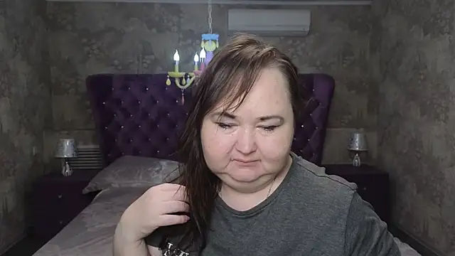 Snapshot of Eloisa_Eliot chatting on November 19, 2025, 11:10 am Eloisa Eliot online show from November 19, 2025, 11:10 am