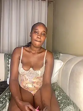 Snapshot of TinaFavourite chatting on September 13, 2025, 12:54 am TinaFavourite online show from September 13, 2025, 12:54 am