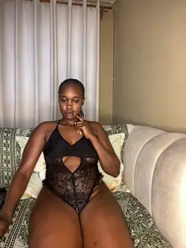 Snapshot of TinaFavourite chatting on September 21, 2025, 12:51 pm TinaFavourite online show from September 21, 2025, 12:51 pm