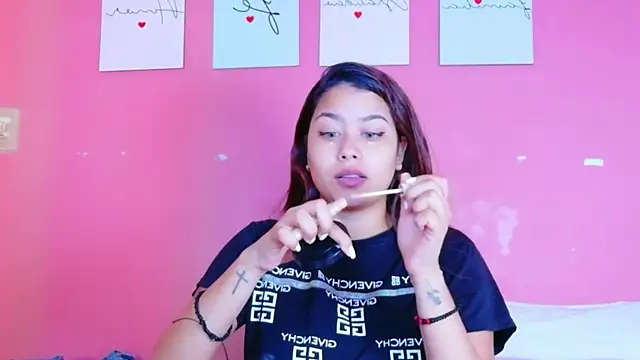 Snapshot of little_beillis chatting on November 27, 2025, 1:13 pm little beillis online show from November 27, 2025, 1:13 pm