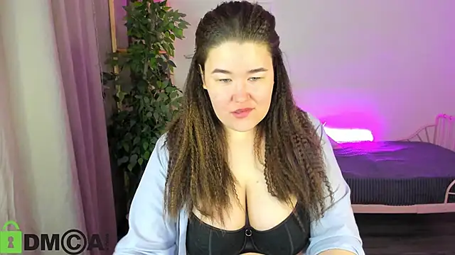 Snapshot of Tara_Torres chatting on November 30, 2025, 12:36 am Tara Torres online show from November 30, 2025, 12:36 am