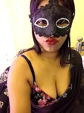 hoty sonali online show from November 22, 2025, 5:06 am